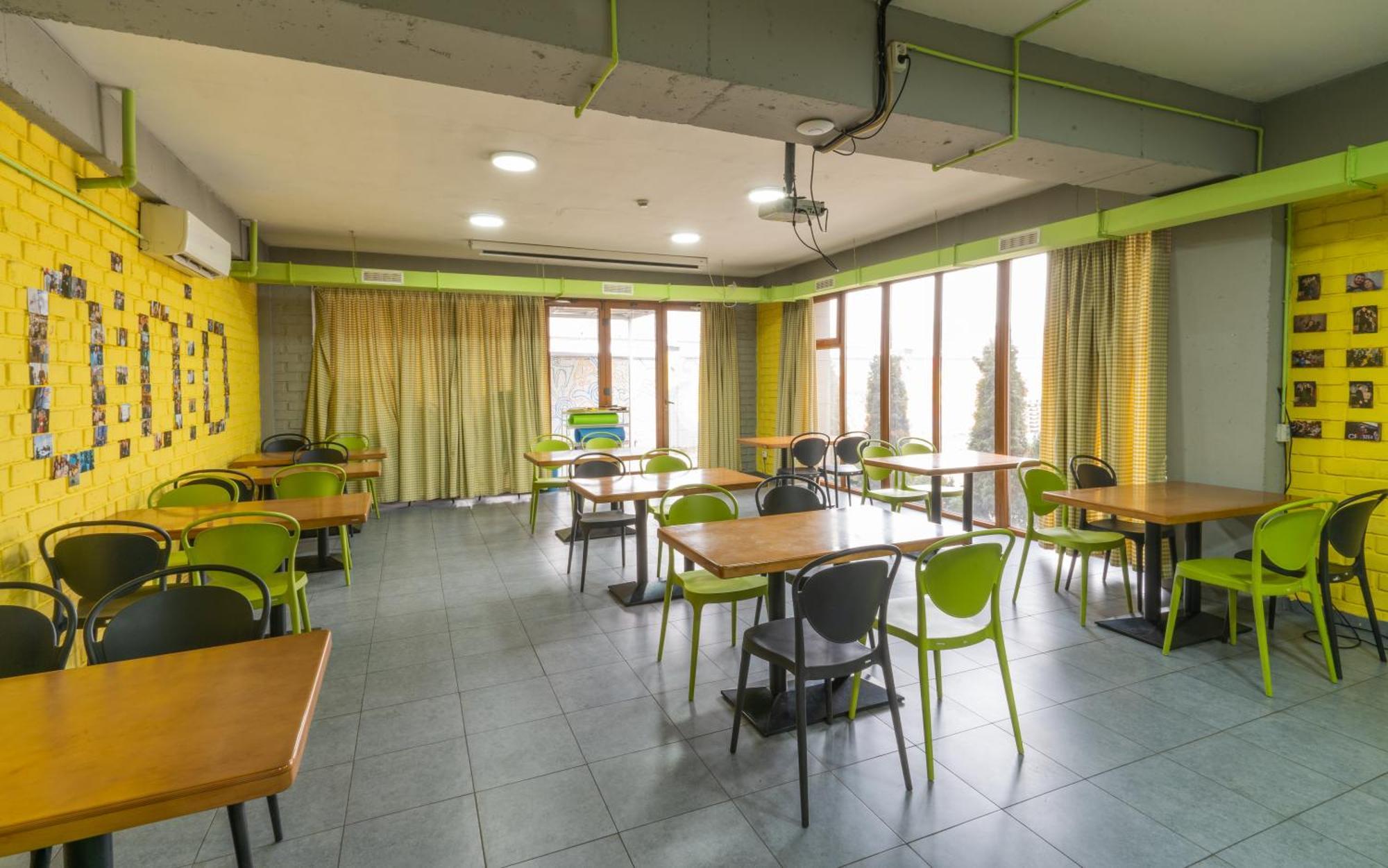 Ololofreelander Hostel&Coworking Bishkek Esterno foto